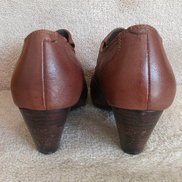 Bare Traps Tyley Leather Scrunchy Heel Booties 9M Brown - Picture 7 of 16